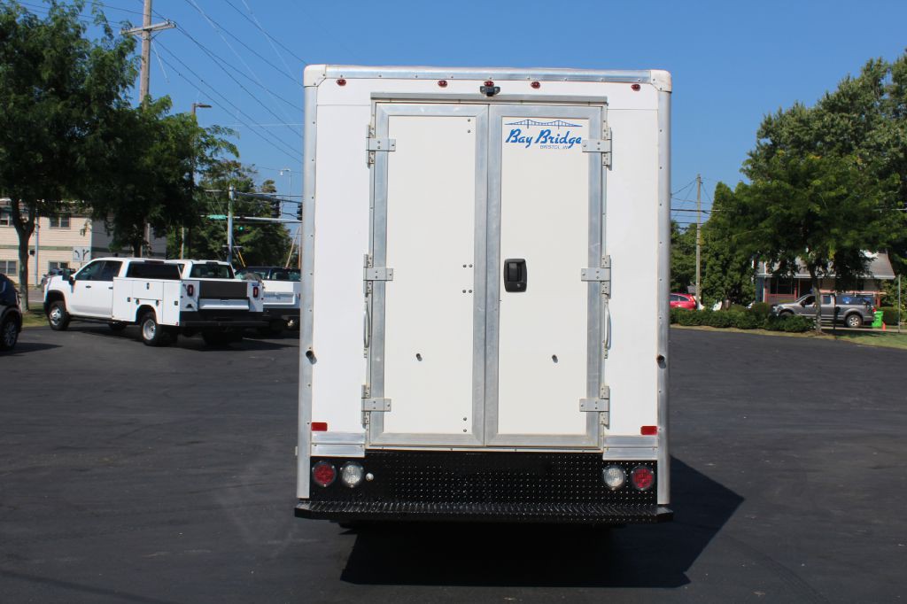 2021 Chevrolet Express Image 5