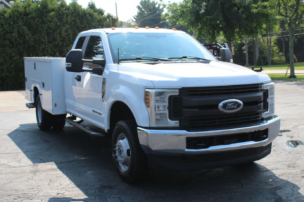 2017 Ford F-350 Image 10