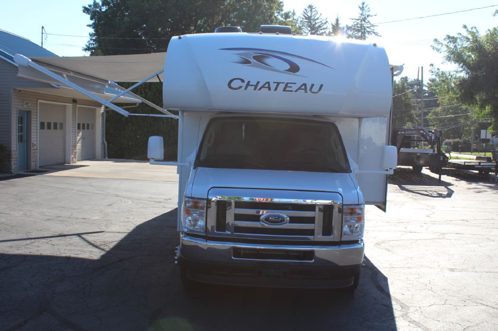 2022 Ford Econoline Image 11