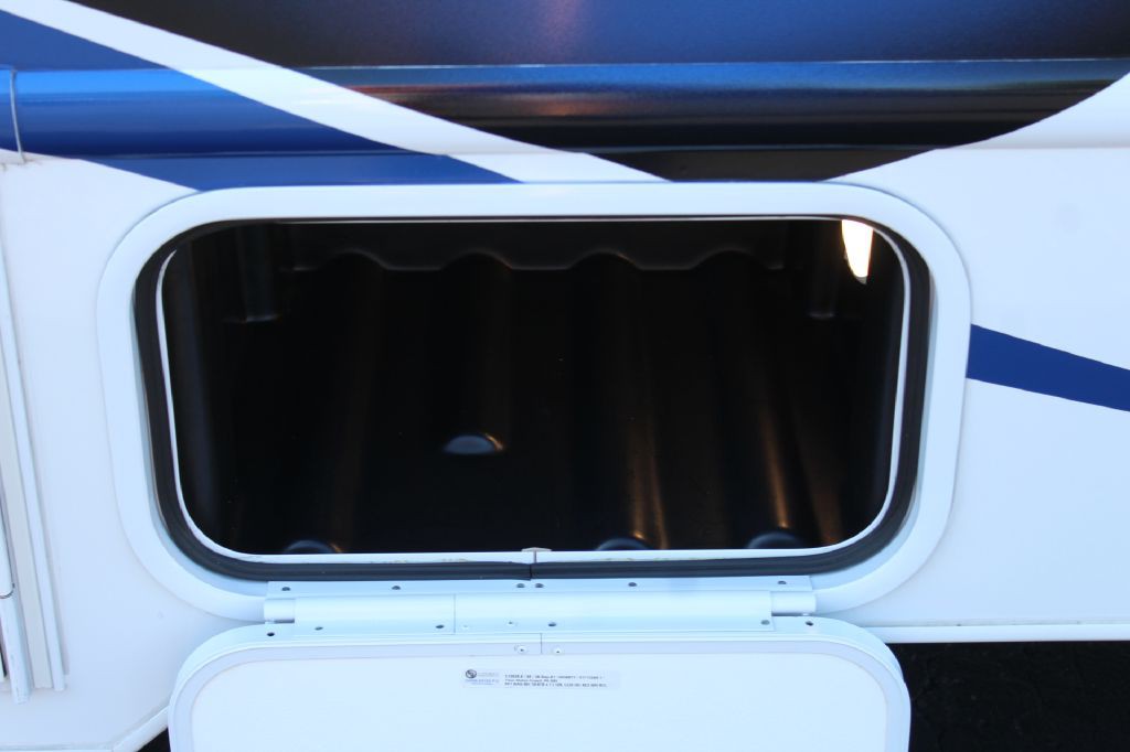 2022 Ford Econoline Image 69