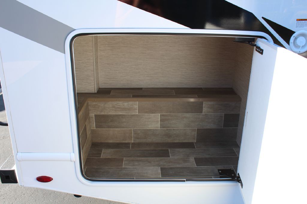 2022 Ford Econoline Image 72