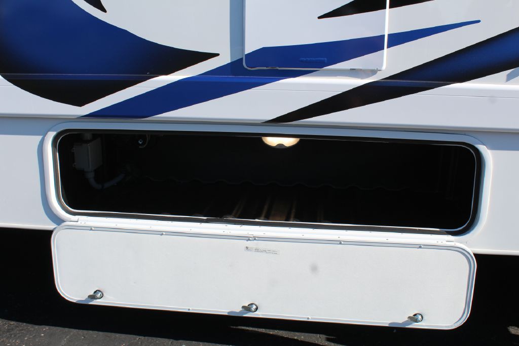 2022 Ford Econoline Image 76