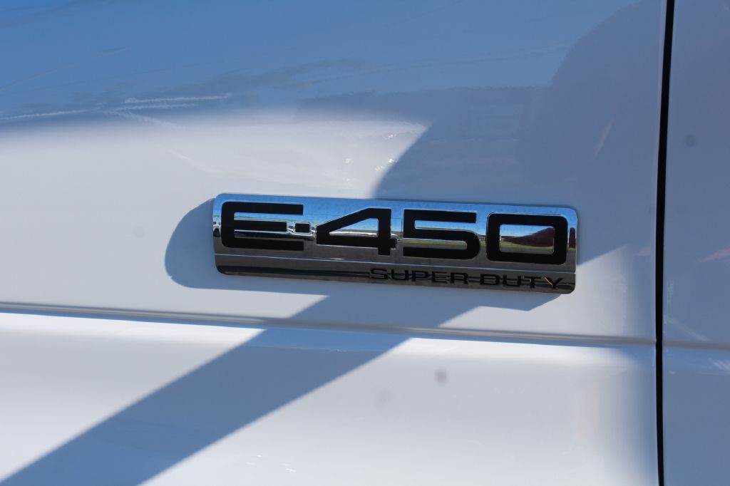 2022 Ford Econoline Image 79