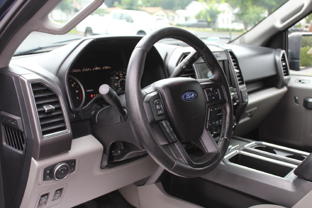 2017 Ford F-150 Image 13