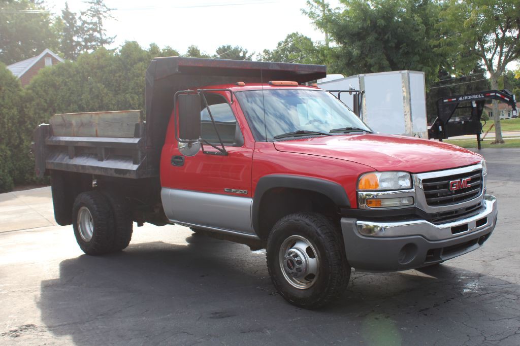 2005 GMC Sierra Image 9