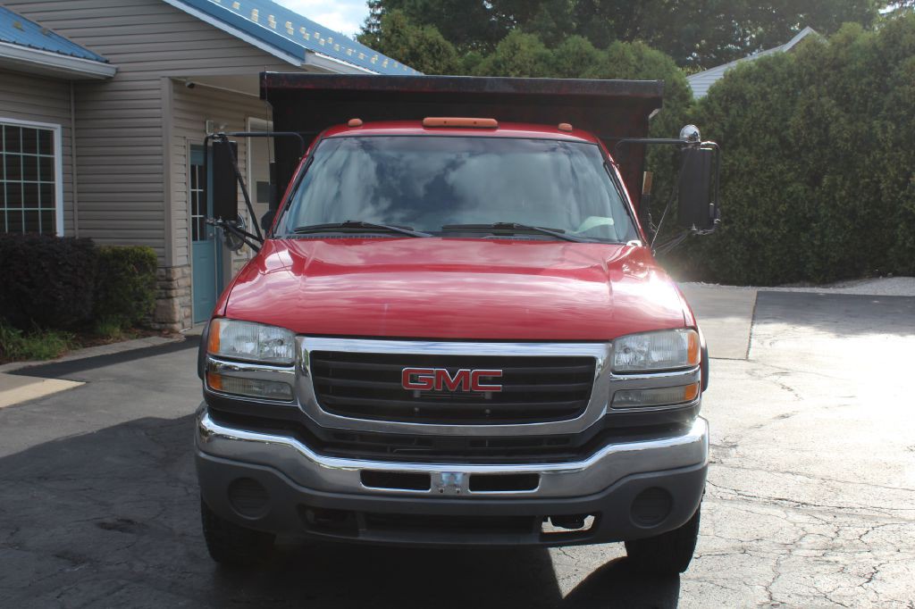 2005 GMC Sierra Image 11