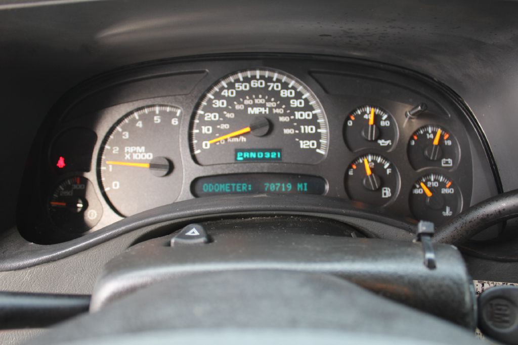 2005 GMC Sierra Image 14