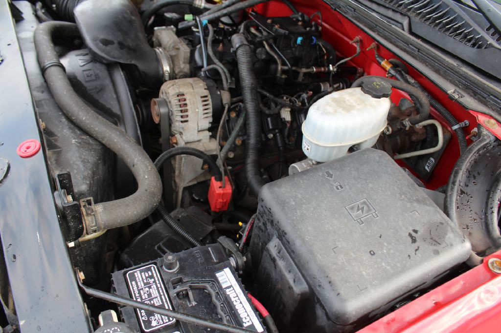 2005 GMC Sierra Image 24