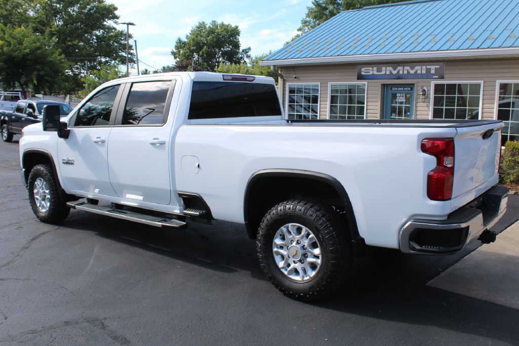 2021 Chevrolet Silverado 1500 Image 3