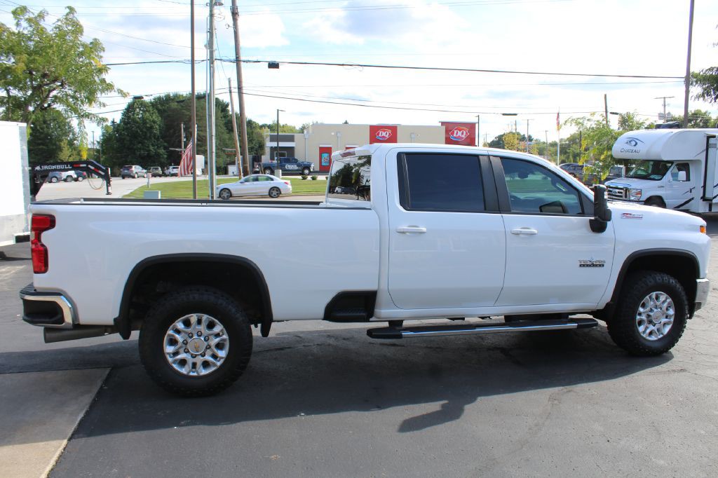 2021 Chevrolet Silverado 1500 Image 7