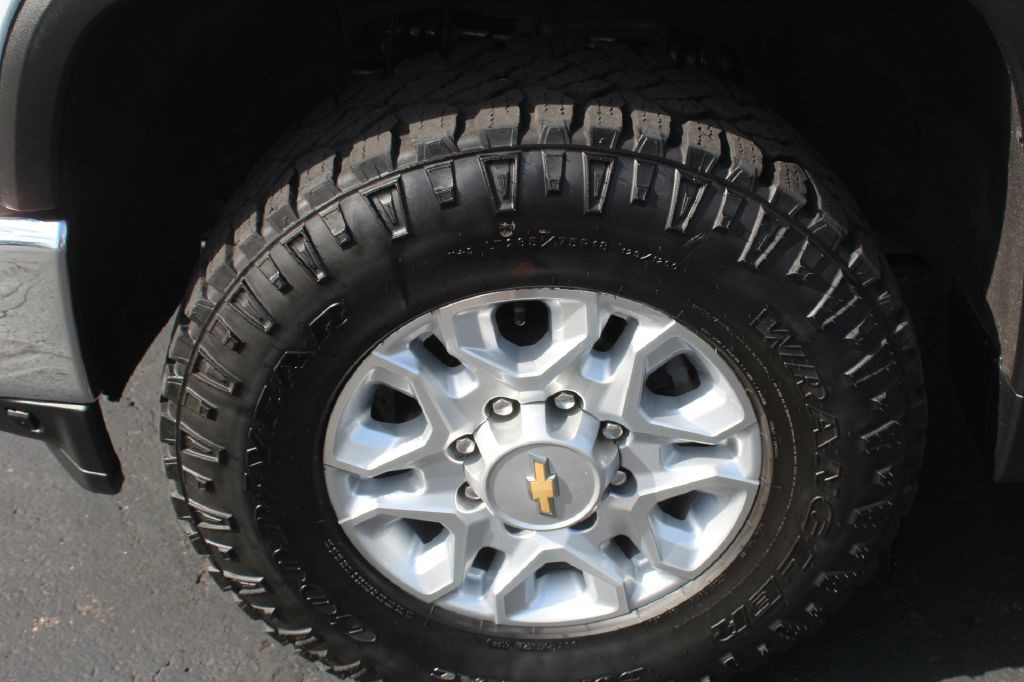 2021 Chevrolet Silverado 1500 Image 15