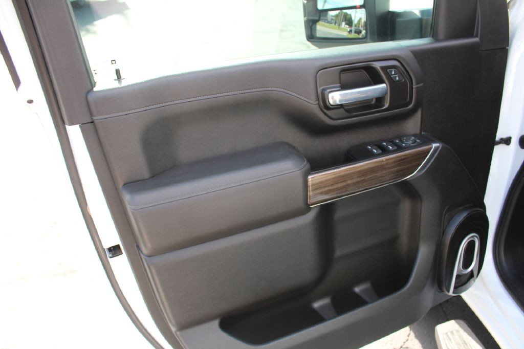 2021 Chevrolet Silverado 1500 Image 17