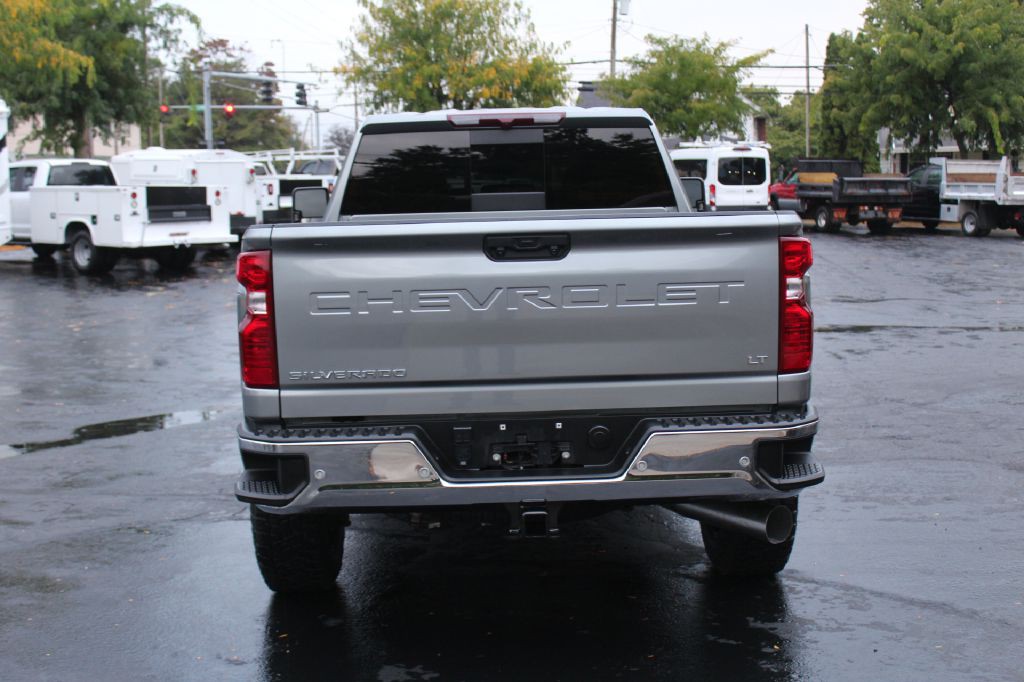 2024 Chevrolet Silverado 2500 Image 5