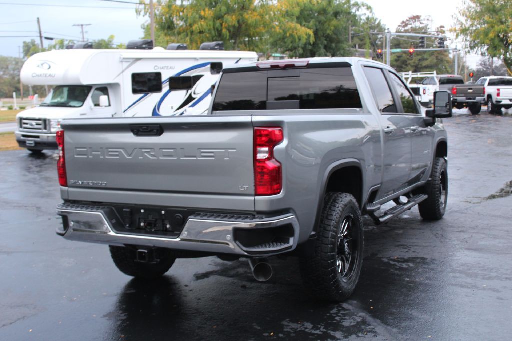 2024 Chevrolet Silverado 2500 Image 6