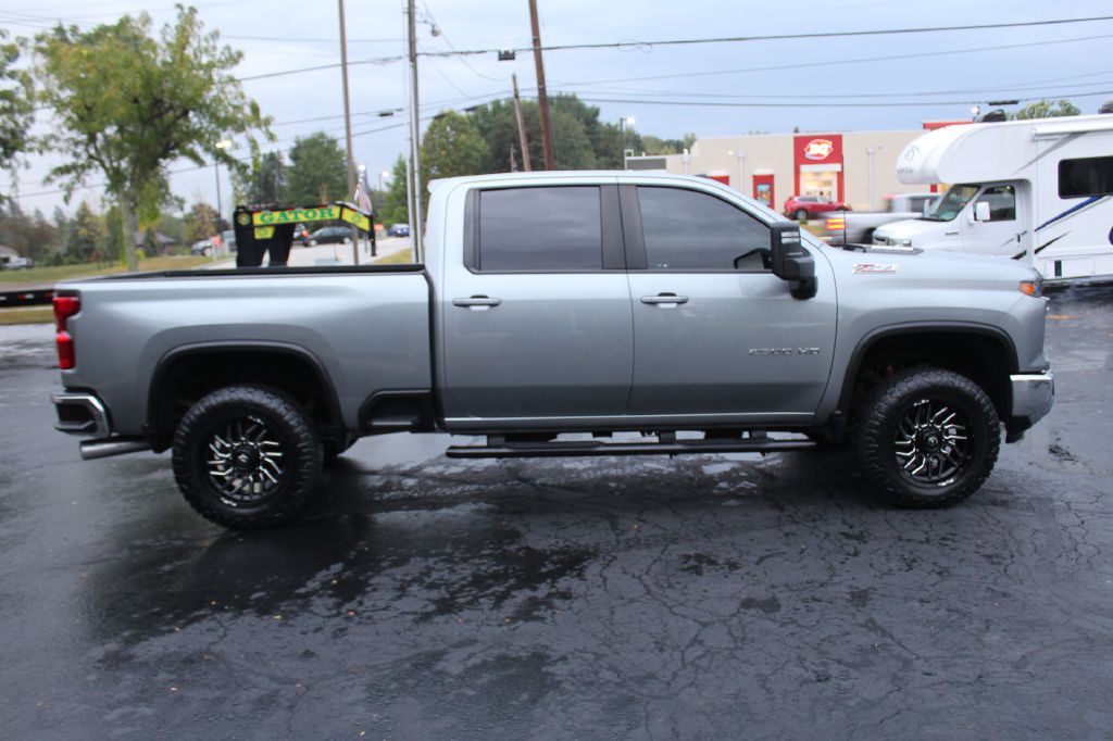 2024 Chevrolet Silverado 2500 Image 8