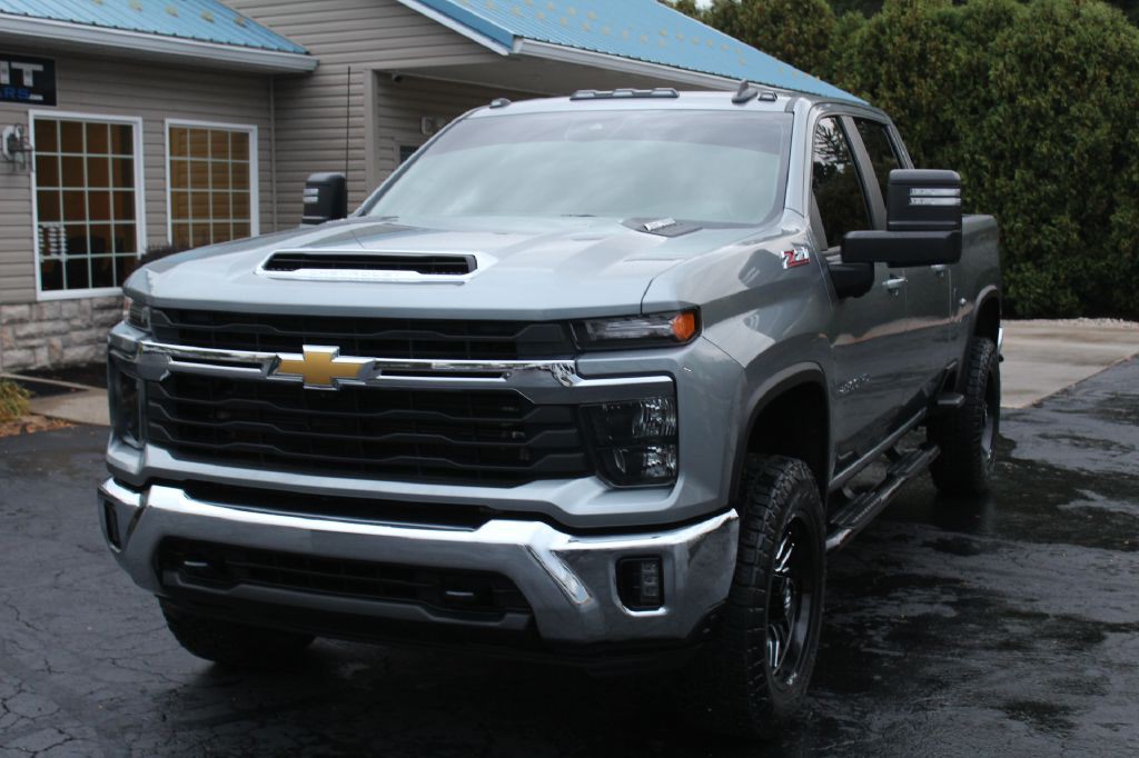 2024 Chevrolet Silverado 2500 Image 12