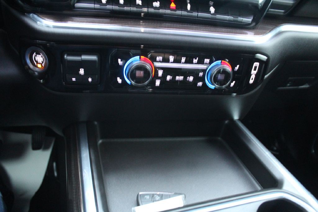 2024 Chevrolet Silverado 2500 Image 17
