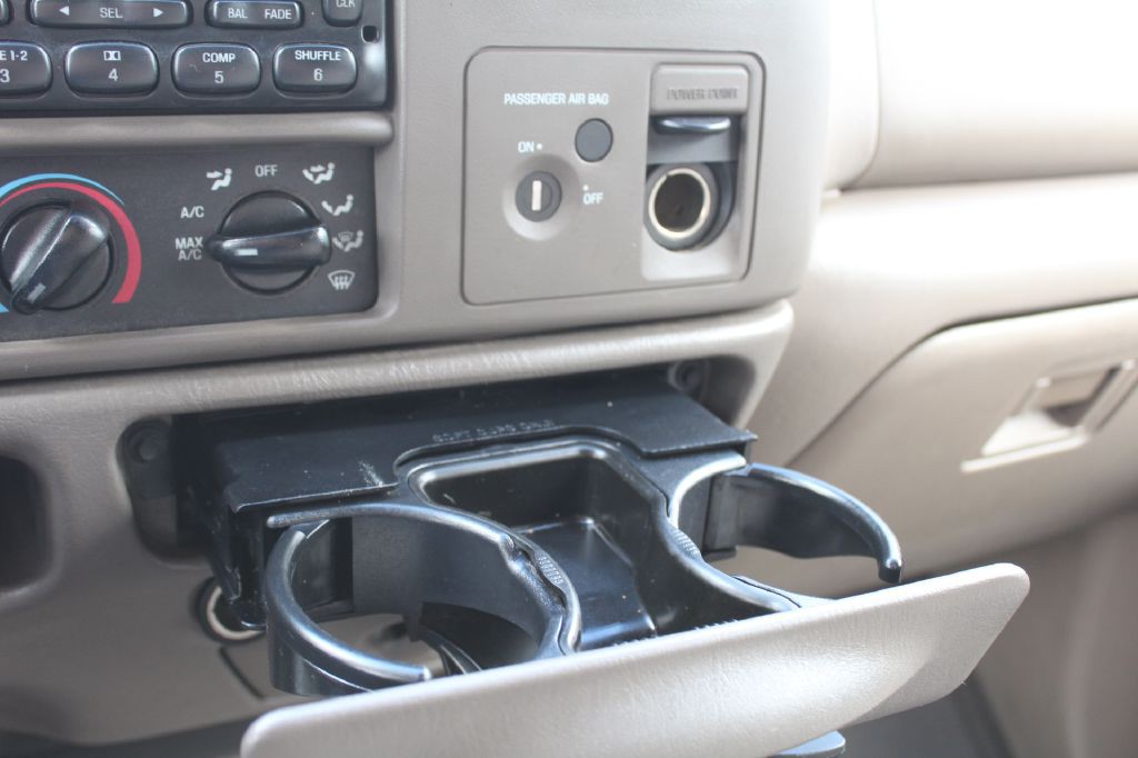 2003 Ford F-250 Image 18