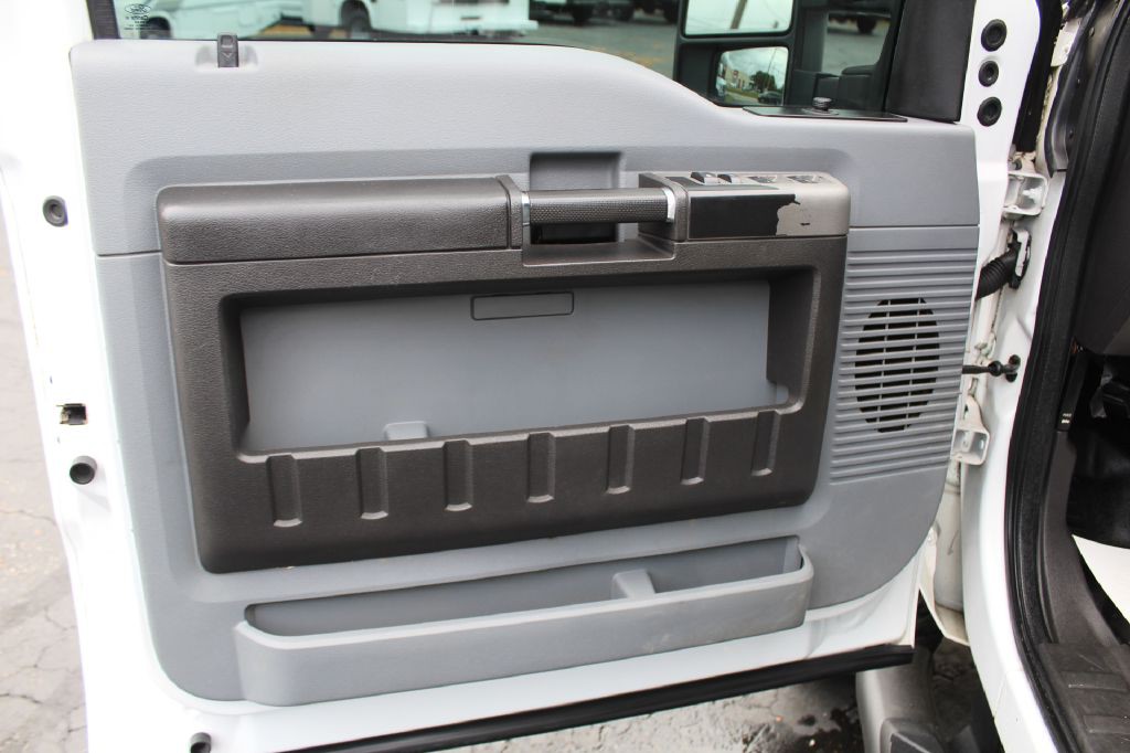 2014 Ford F-350 Image 20