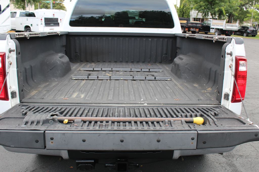 2014 Ford F-350 Image 29