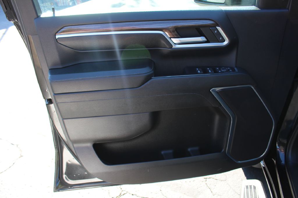 2024 Chevrolet Silverado 2500 Image 14