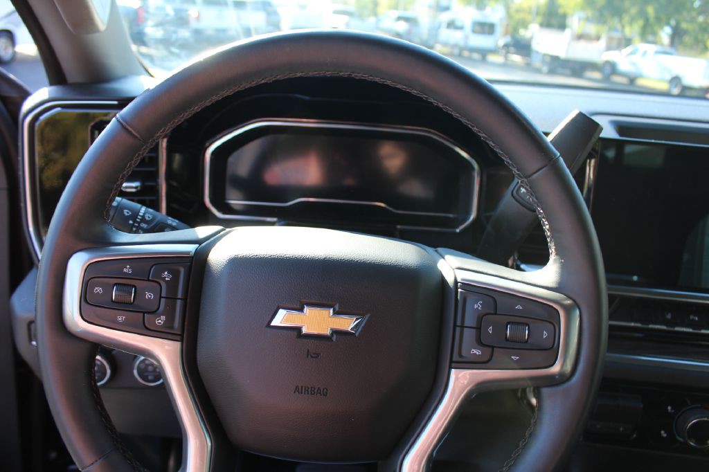 2024 Chevrolet Silverado 2500 Image 15