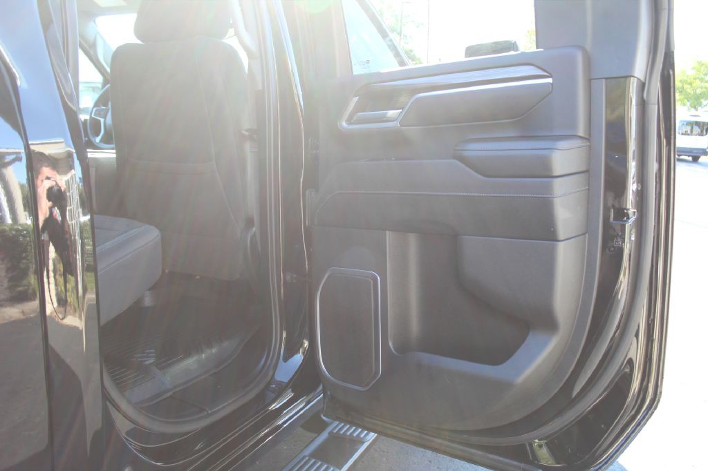 2024 Chevrolet Silverado 2500 Image 25