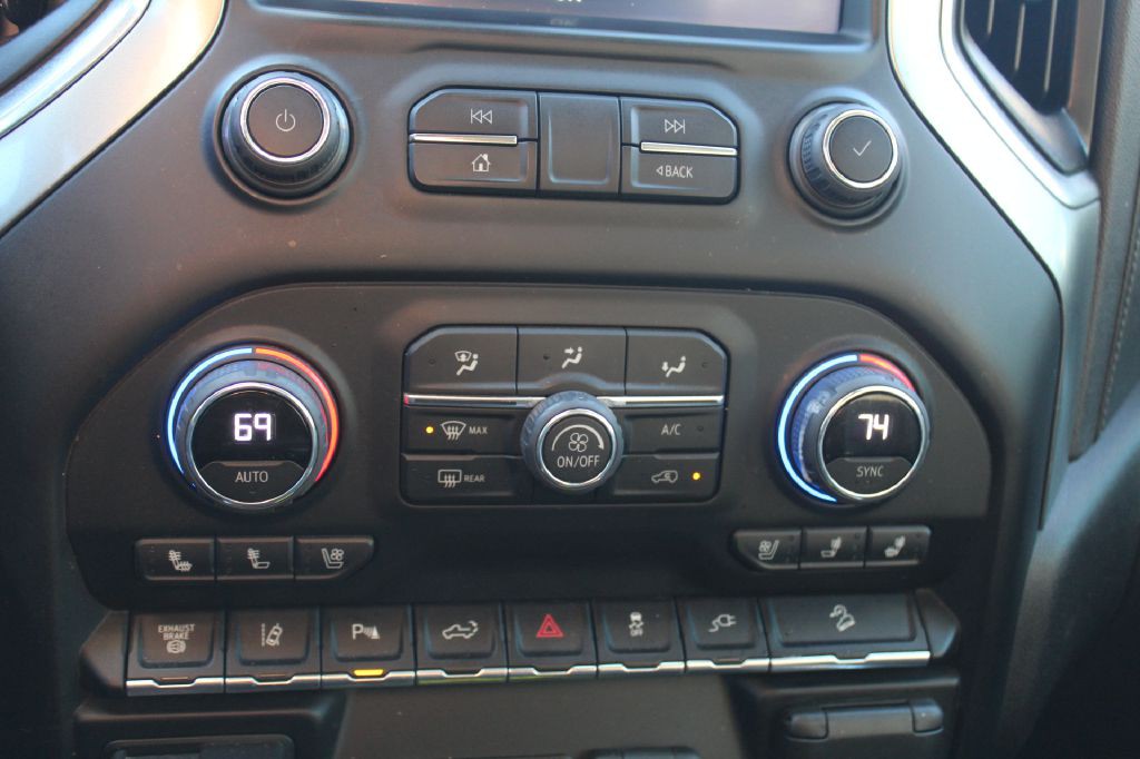 2022 Chevrolet 3500 Ltz Lb Image 17