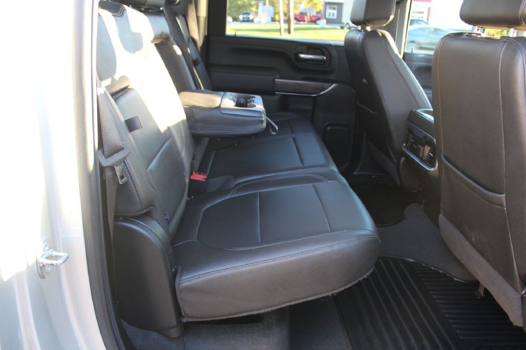 2022 Chevrolet 3500 Ltz Lb Image 26