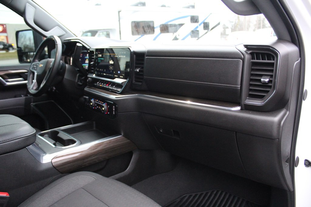 2025 Chevrolet Silverado 2500 Image 20