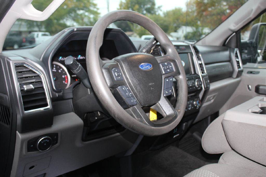 2017 Ford F-250 Image 13