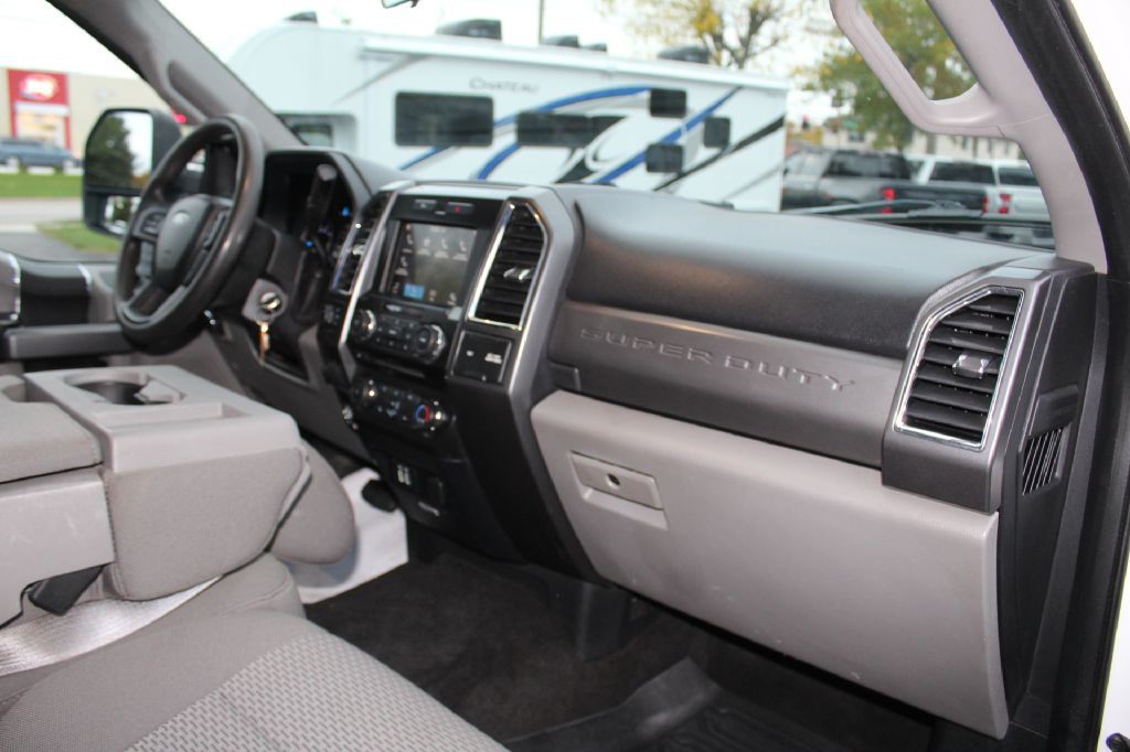 2017 Ford F-250 Image 21