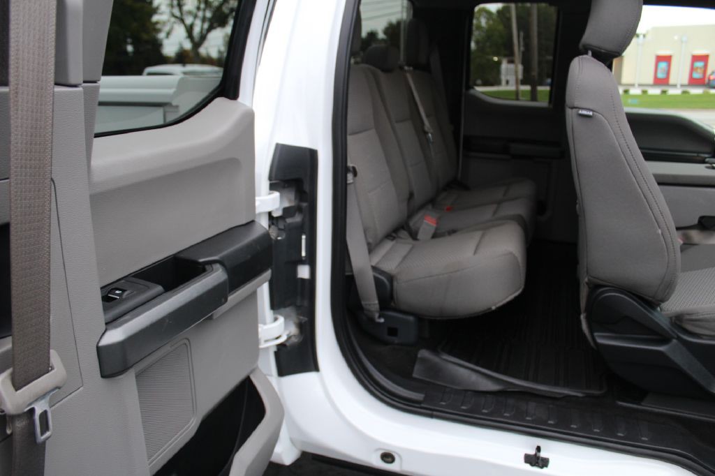 2017 Ford F-250 Image 25