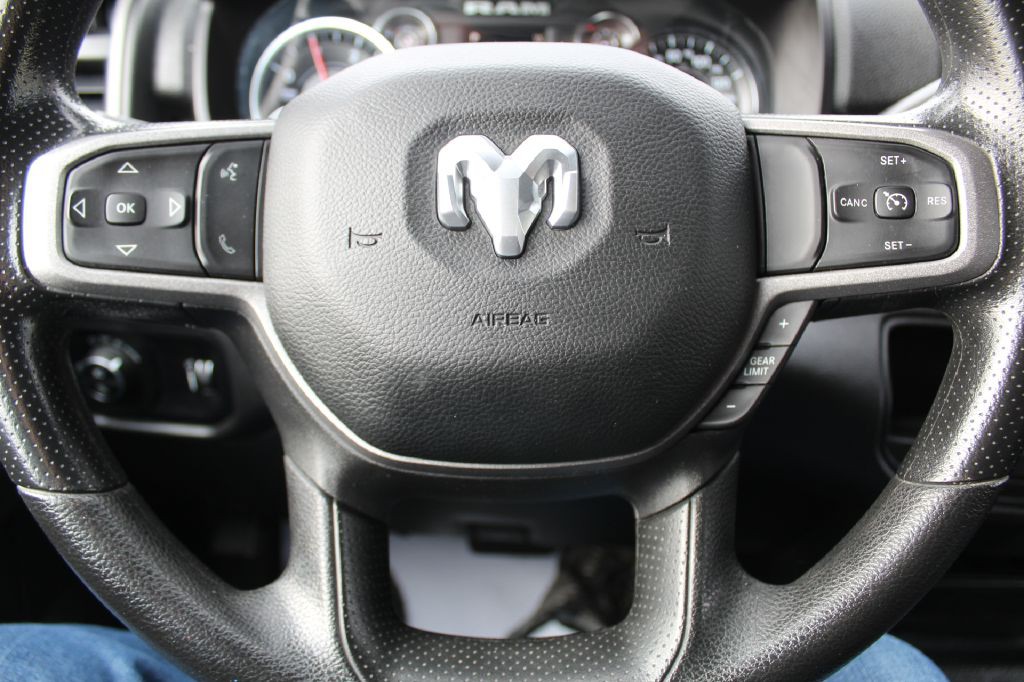 2023 RAM 2500 Image 15