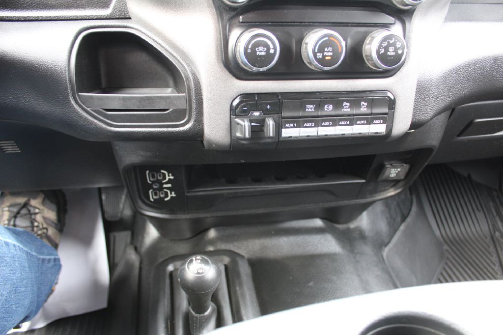 2023 RAM 2500 Image 17