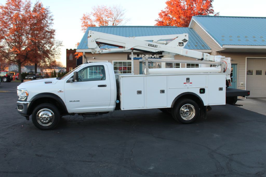 2019 RAM 5500 Image 2