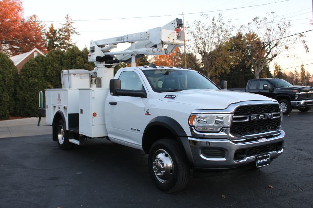 2019 RAM 5500 Image 10