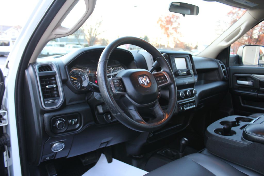 2019 RAM 5500 Image 13