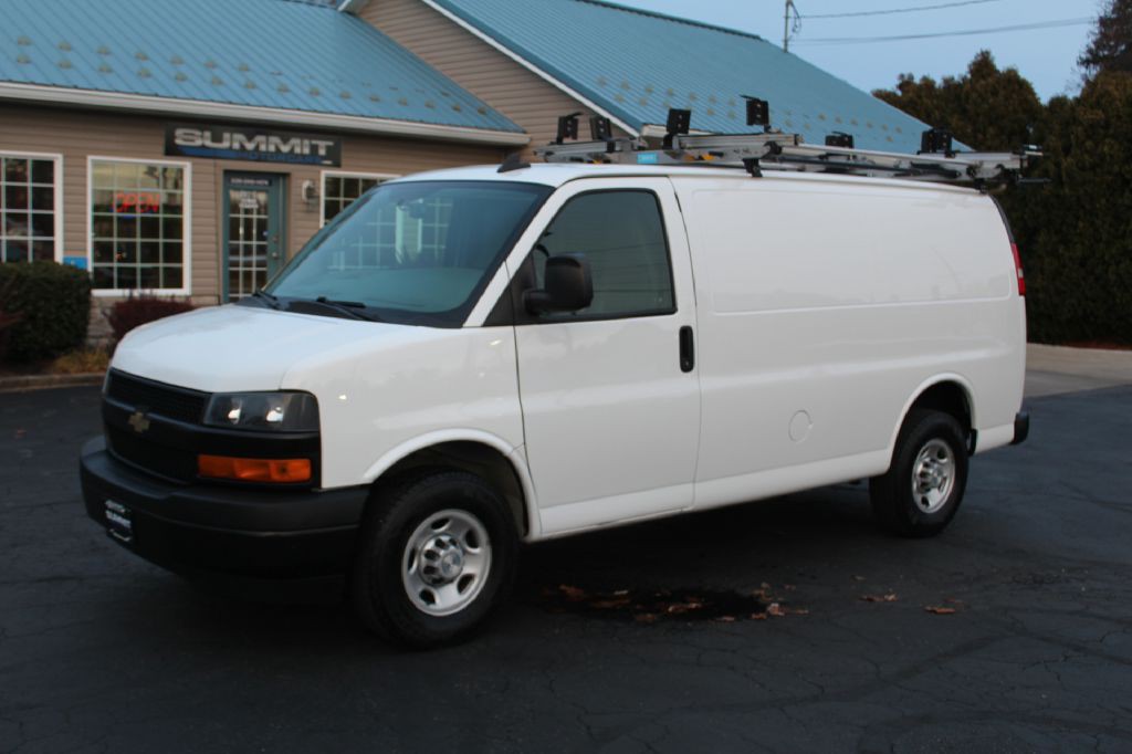 2019 Chevrolet Express Image 1
