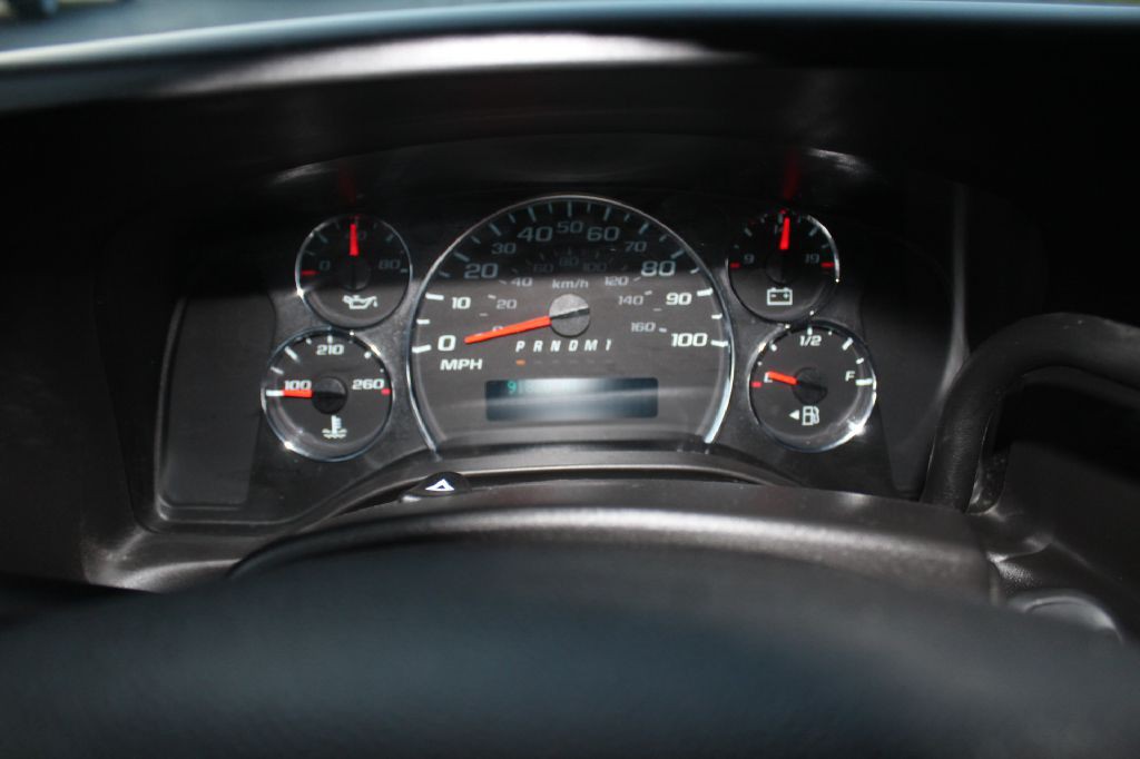 2019 Chevrolet Express Image 14