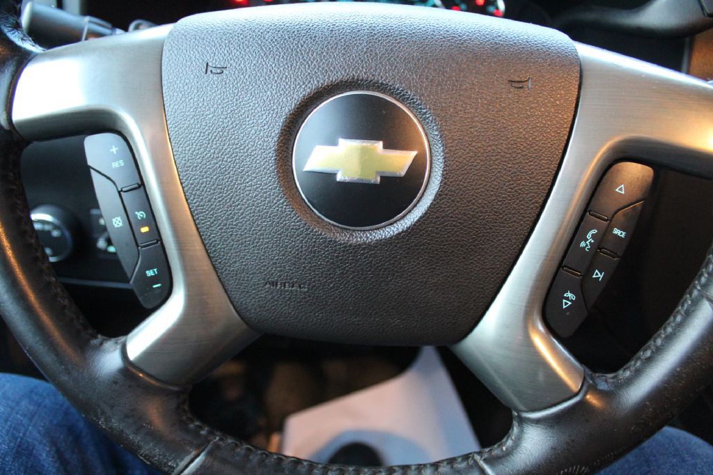 2019 Chevrolet Express Image 17