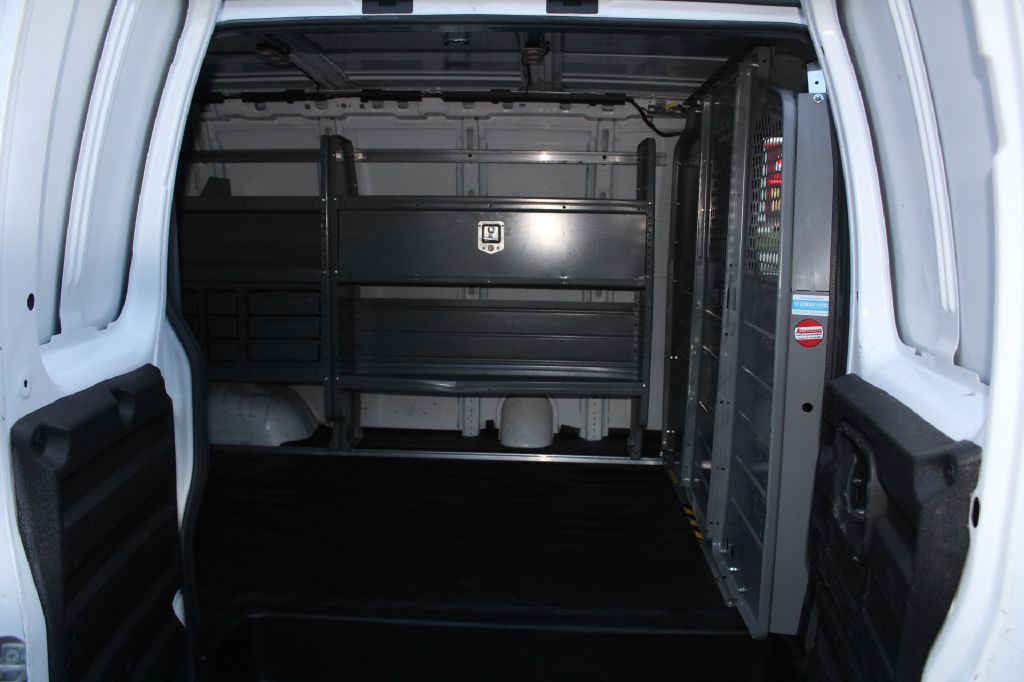 2019 Chevrolet Express Image 27