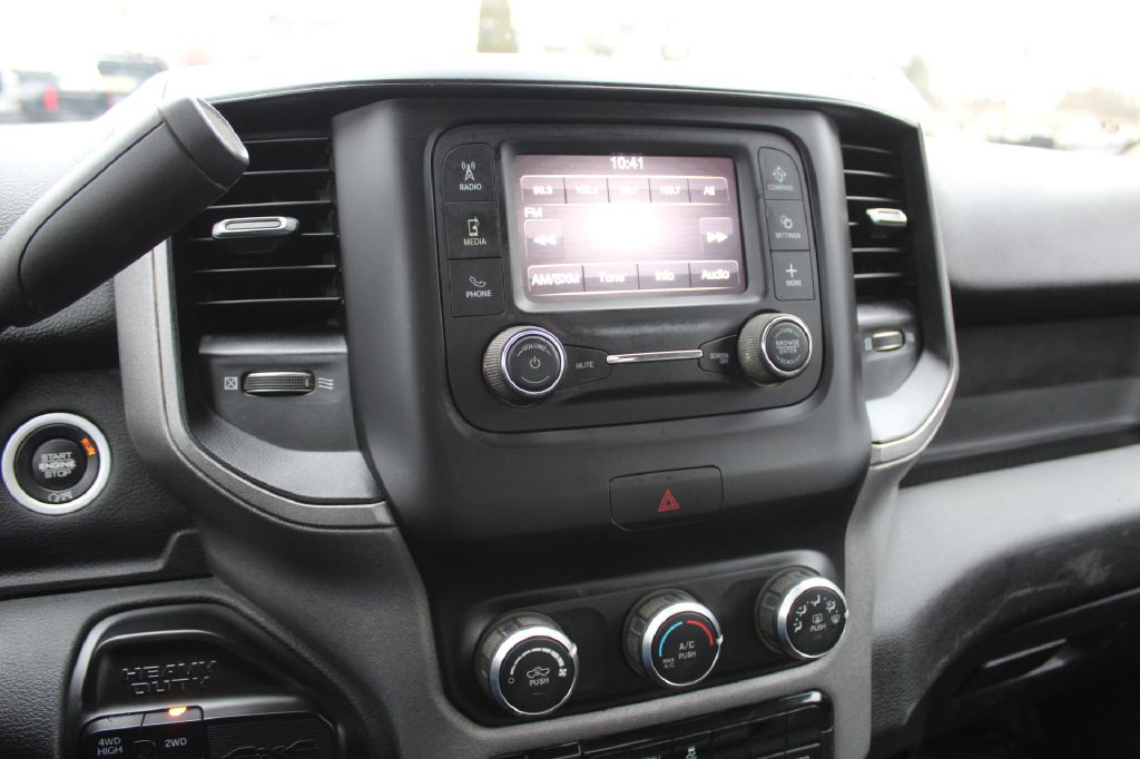 2020 RAM 3500 Image 16