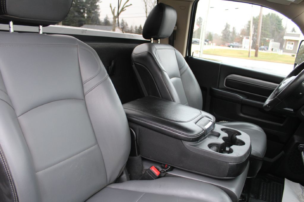 2020 RAM 3500 Image 22