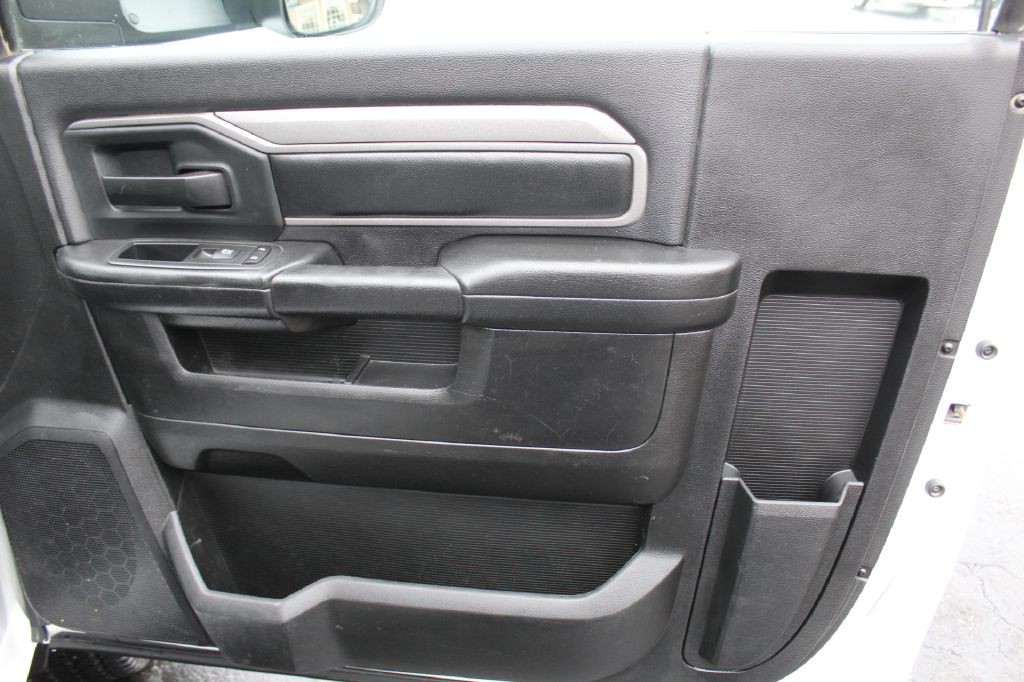 2020 RAM 3500 Image 23