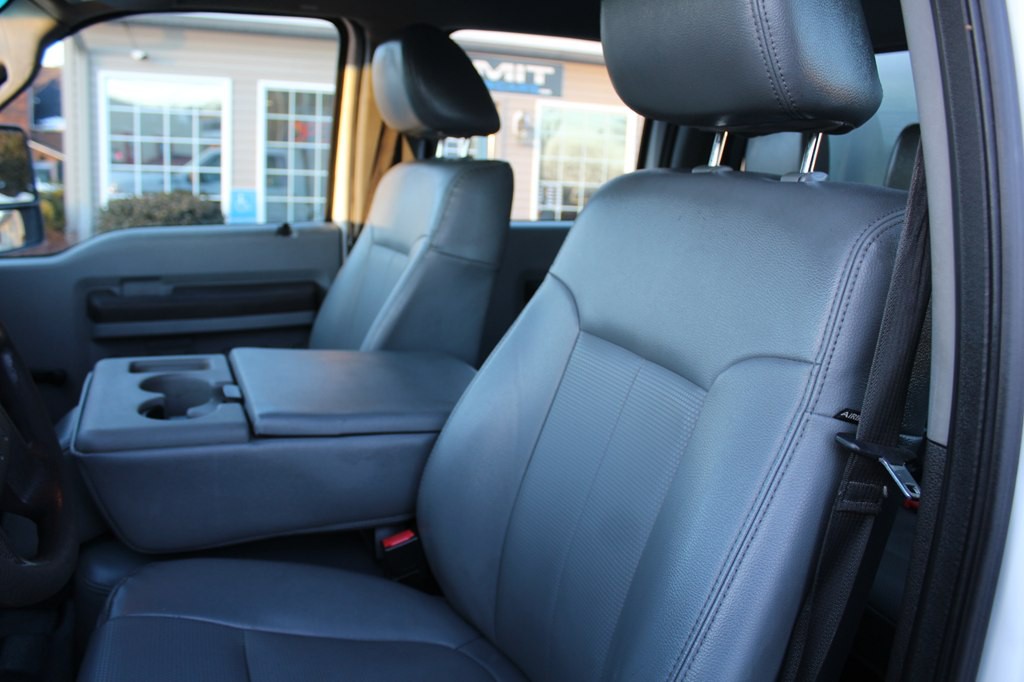 2016 Ford F-350 Image 19