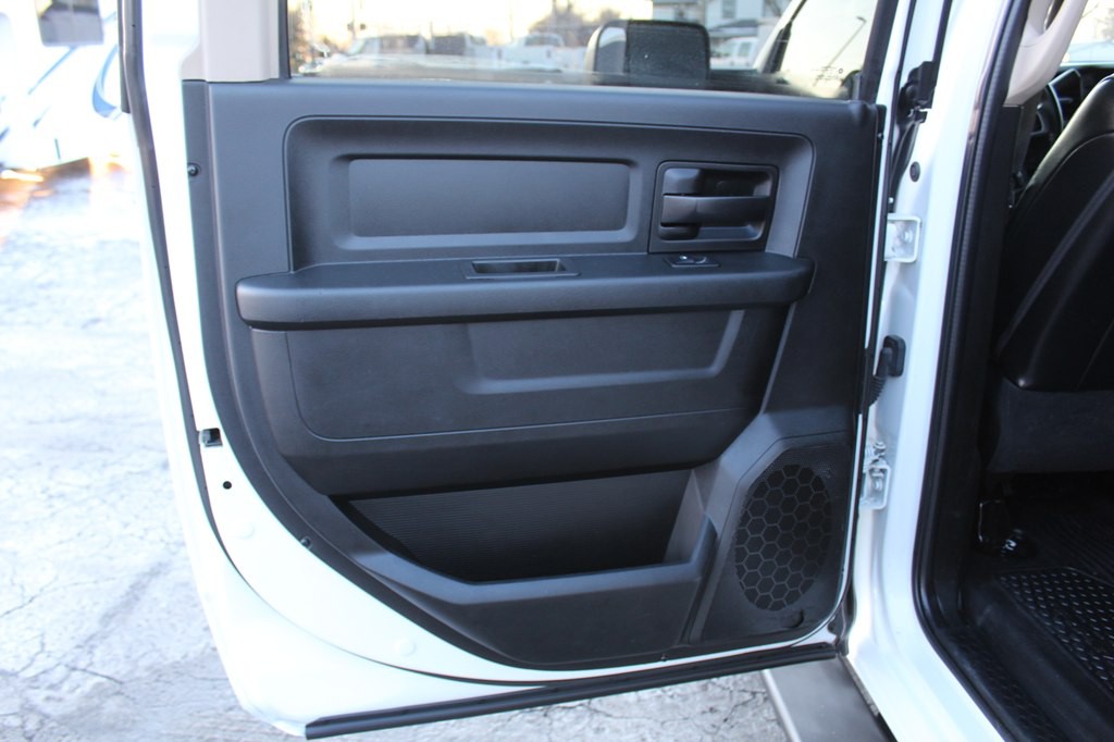 2020 RAM 3500 Image 28