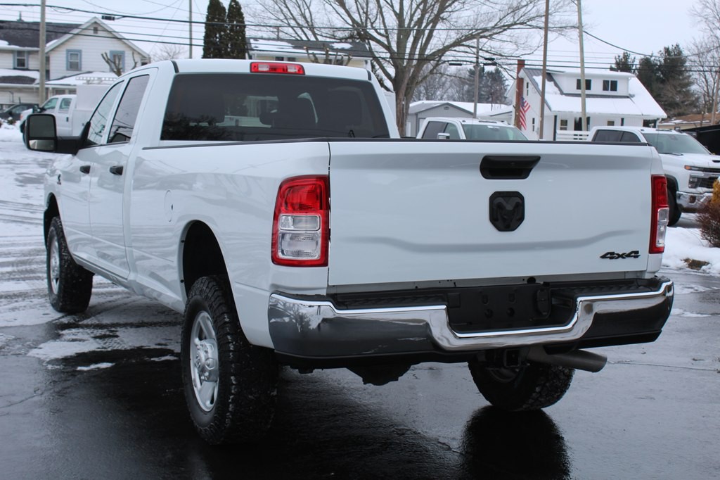 2023 RAM 2500 Image 4