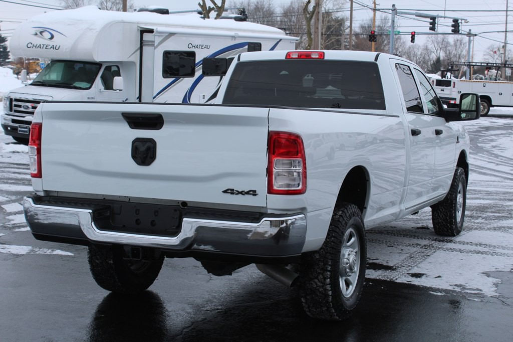 2023 RAM 2500 Image 6