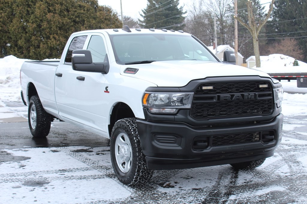 2023 RAM 2500 Image 10